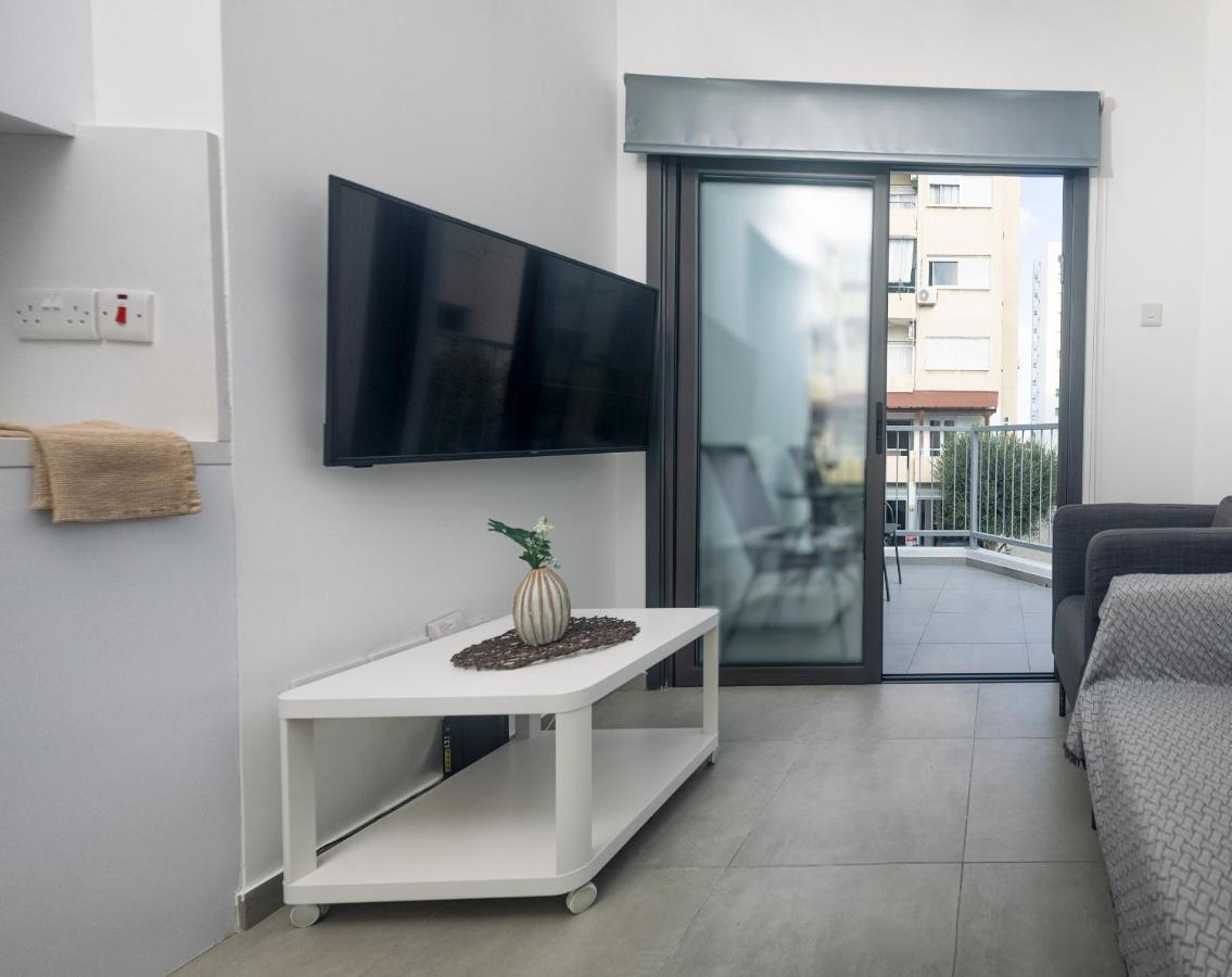 Lovely 2 Bed Apartment In Larnaca City Centre 外观 照片