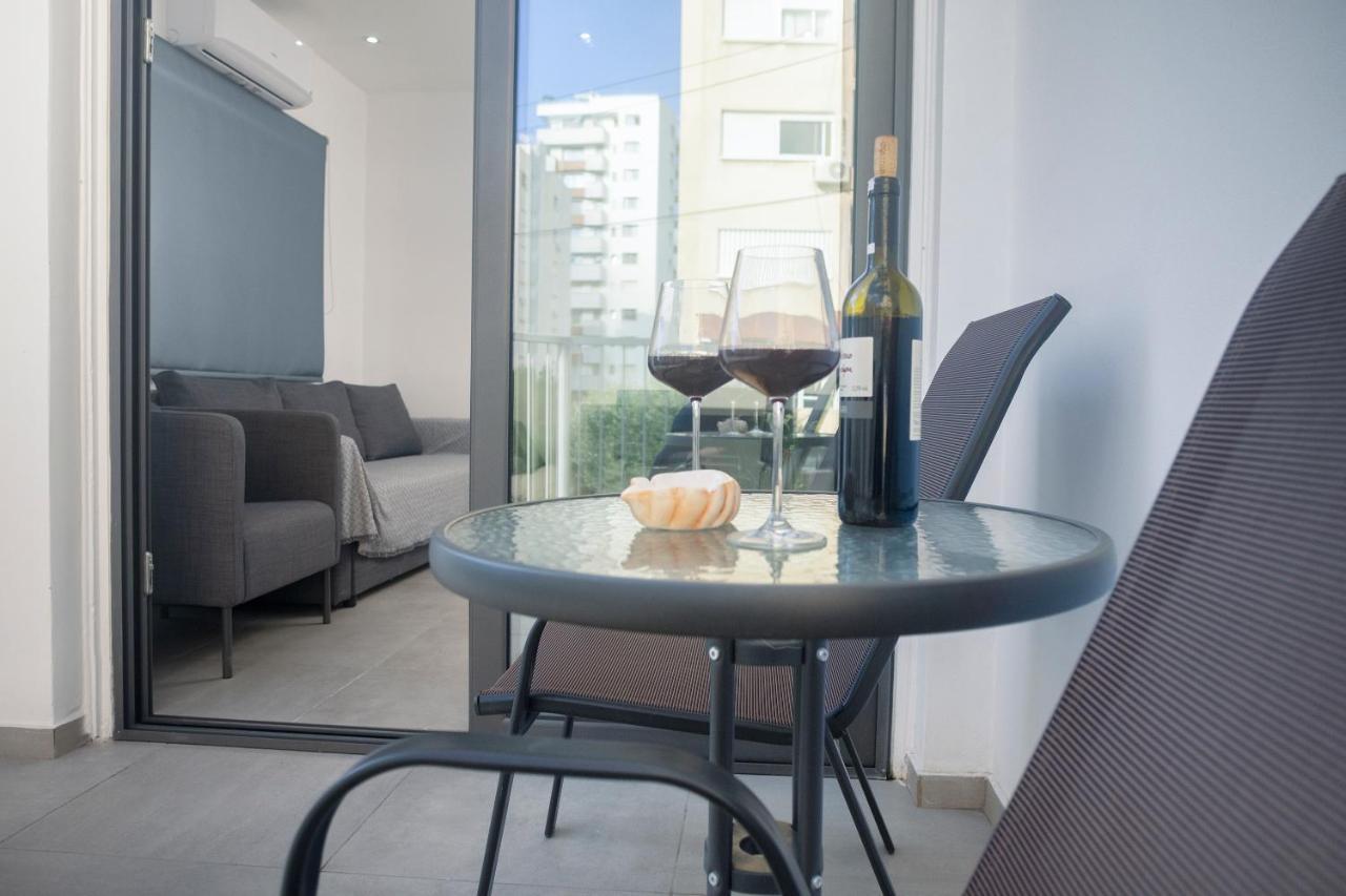 Lovely 2 Bed Apartment In Larnaca City Centre 外观 照片